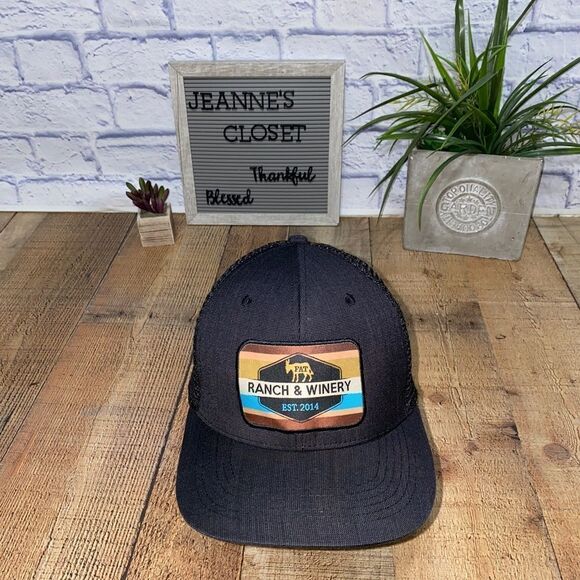 Fat Ass Ranch & Winery, Fredericksburg Texas Black Adjustable Cap Hat Wine Co. - Picture 1 of 7